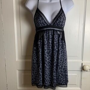 Victoria’s Secret Leopard Print Racer Back Empire Waist Nightgown Size XS